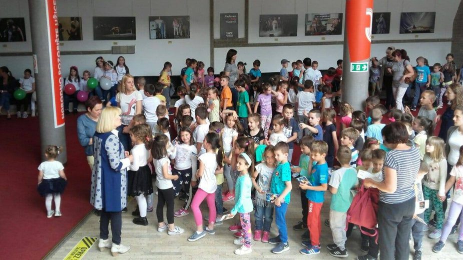 Revija predstava za decu 1