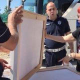 Policija oduzela fotografije kosovske umetnice 2