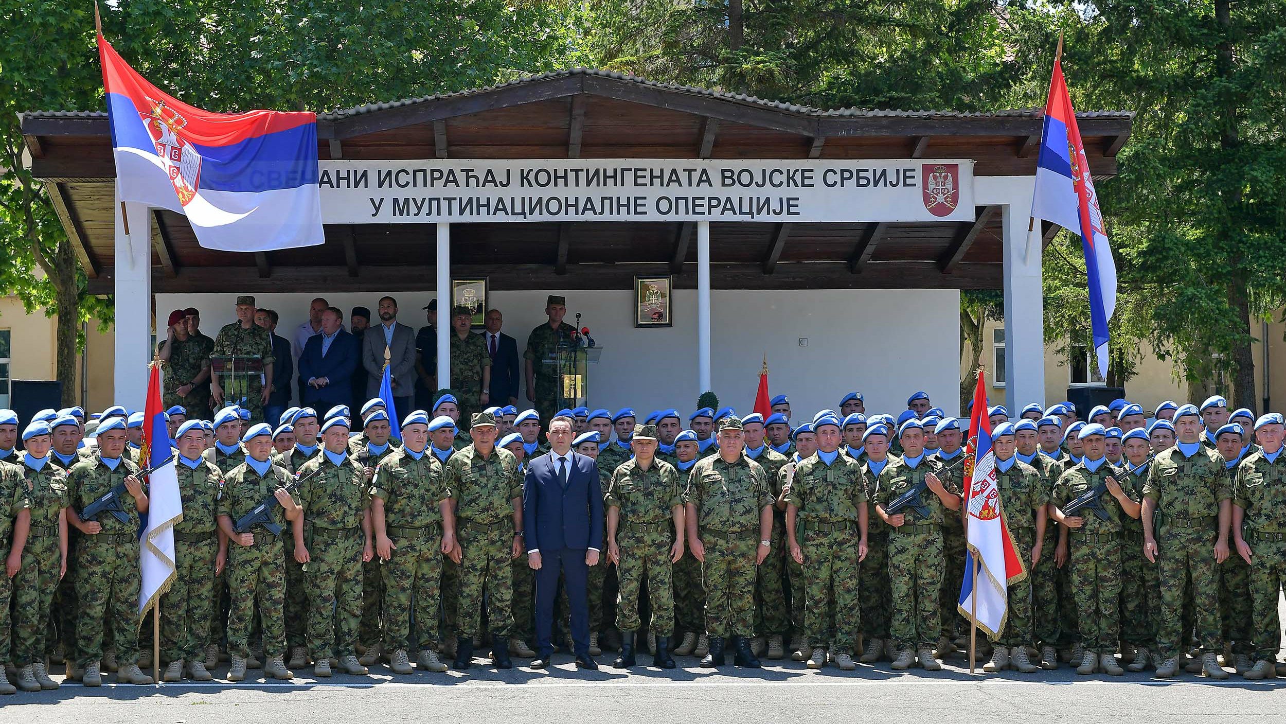 Ispraćeni pripadnici Kopnene vojske VS u mirovnu misiji u Liban 1