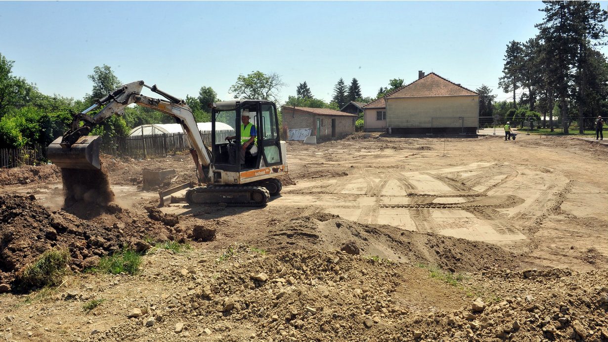 Izgradnja fiskulturne sale u školi u Obrenovcu 1 Izgradnja fiskulturne sale u školi u Obrenovcu 1