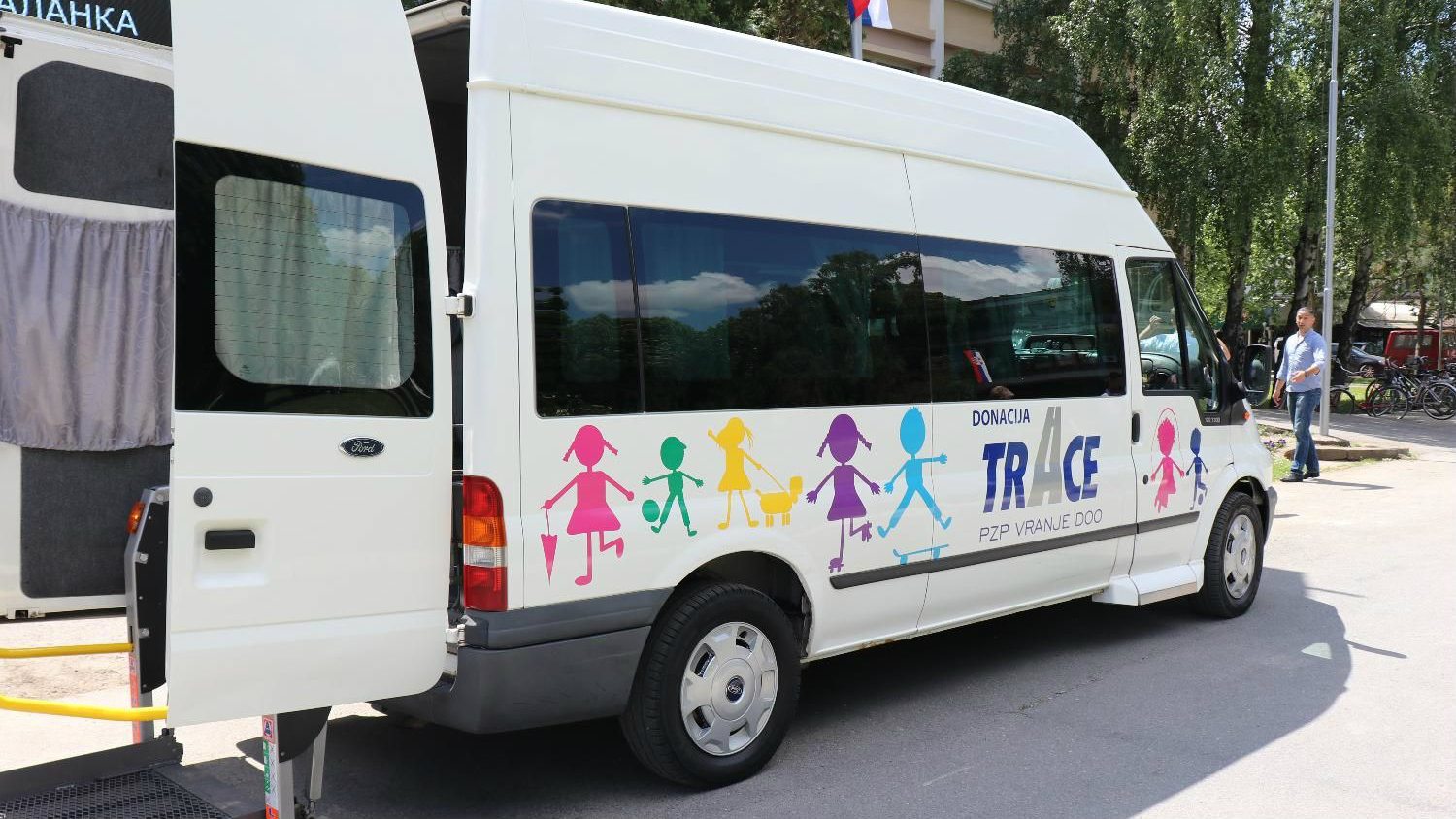 Kombi Udruženju multiple skleroze iz Bačke Palanke 1