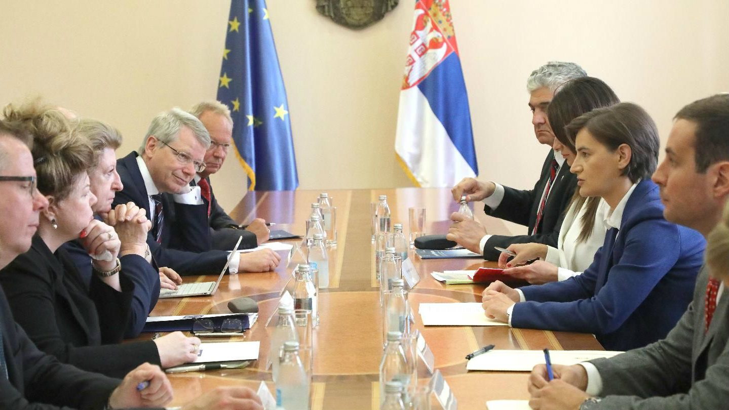 Brnabić: Pravosuđe u Srbiji sporo i neefikasno 1