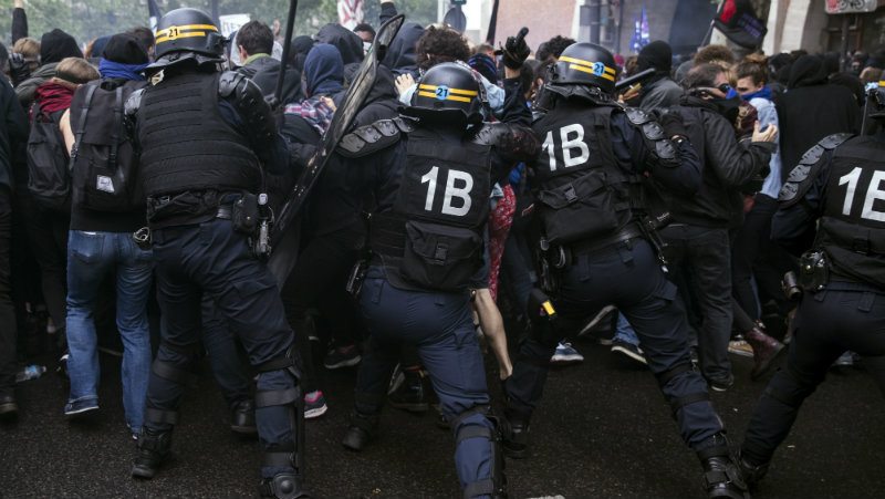 Neredi na ulicama Pariza 1