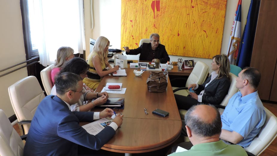 Gajović: Sve sugestije i primedbe biće uzete u razmatranje 1 Gajović: Sve sugestije i primedbe biće uzete u razmatranje 1