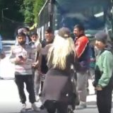 Blokiran konvoj sa izbeglicama 9