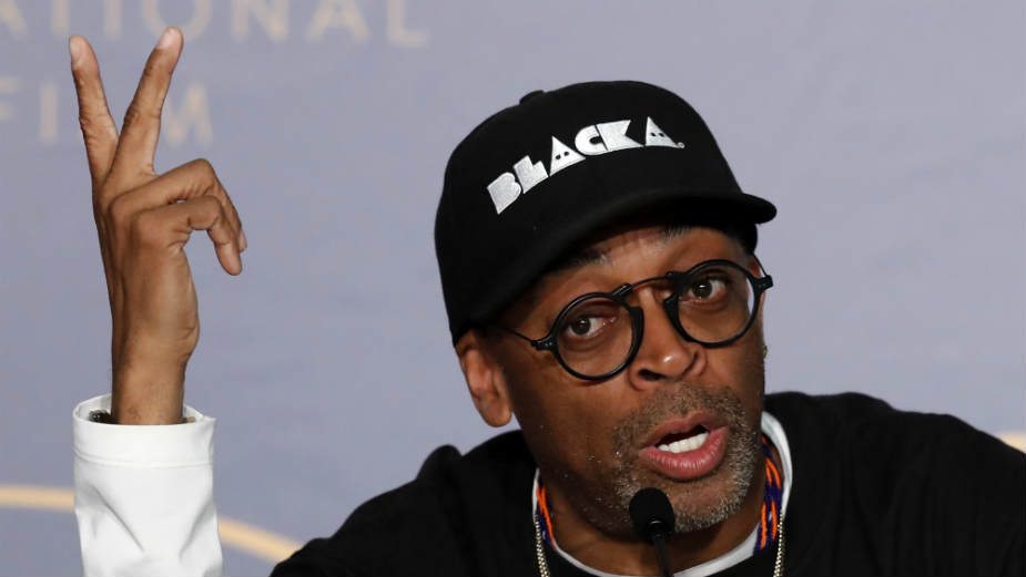 Film o Kju kluks klanu - odgovor Spajka Lija na narastajuće tenzije u Americi 1