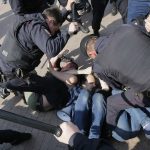 Navaljni opet priveden na protestima protiv Putina (FOTO) 3