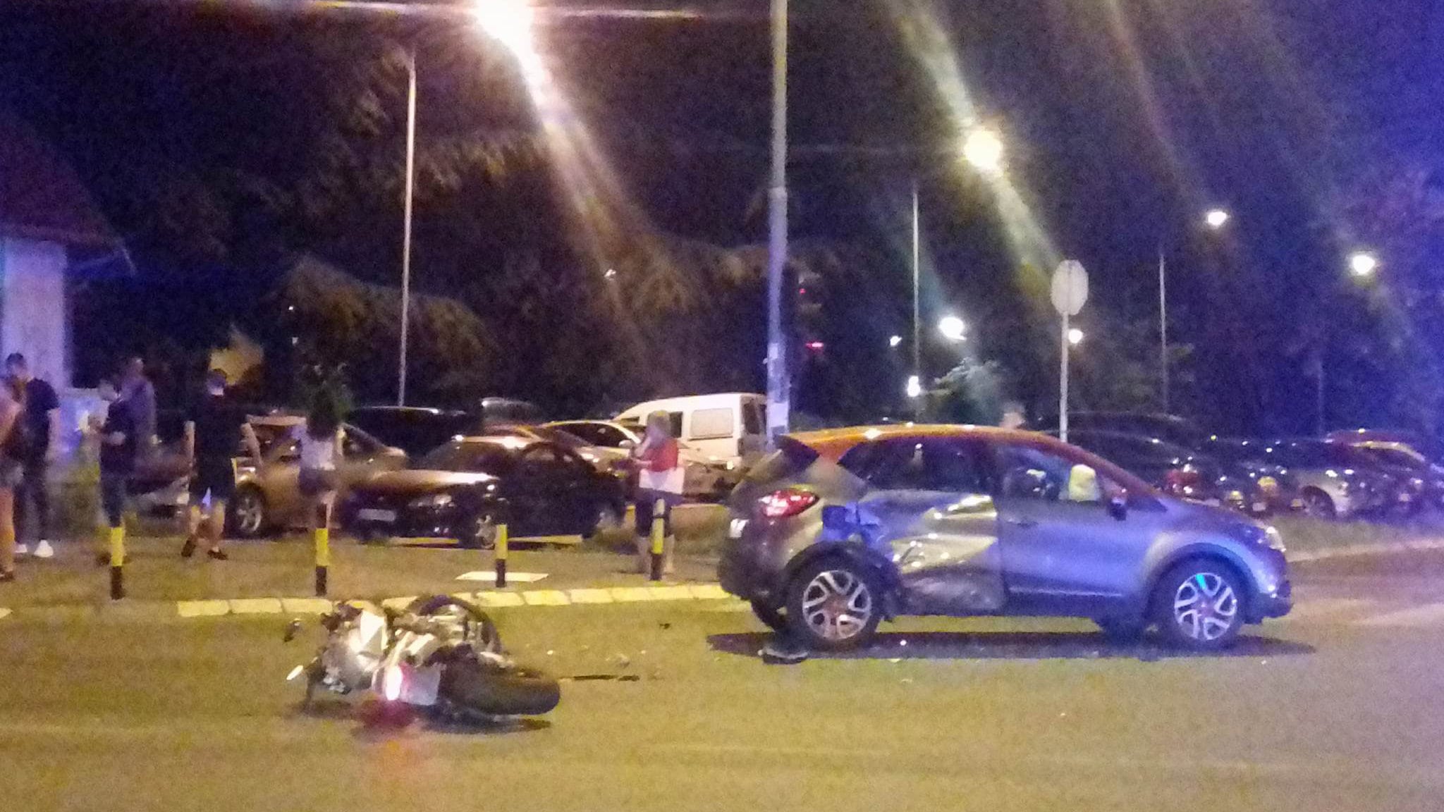 Sudar automobila i motocikiste 1