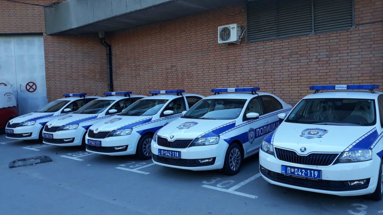 Sedam novih „Škoda-rapid“ za policiju 1 Sedam novih „Škoda-rapid“ za policiju 1