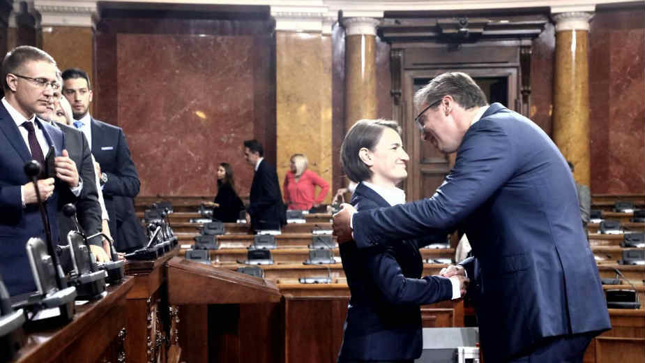 Godinu dana vlade Ane Brnabić na čelu sa Vučićem 1