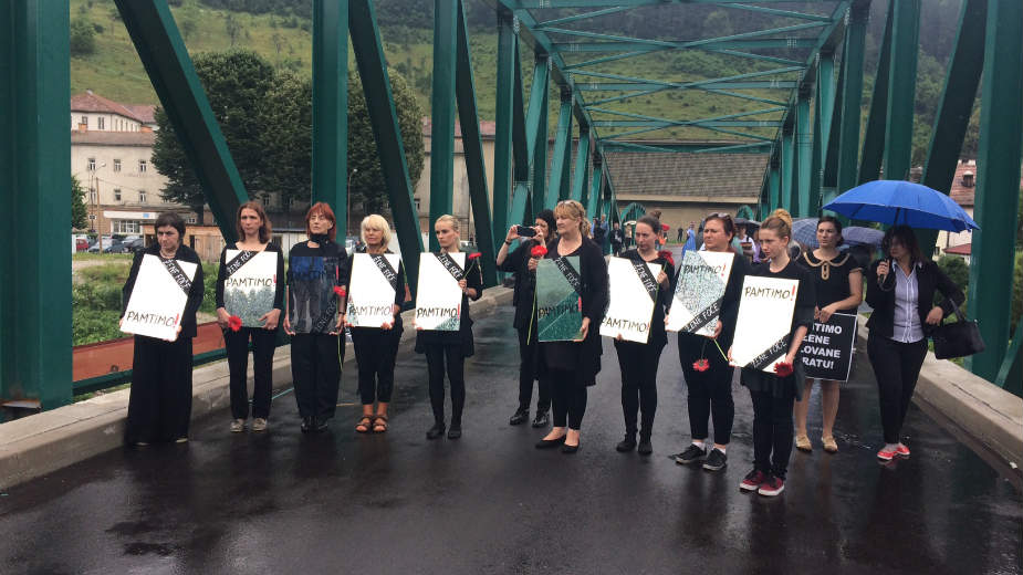 Vapaj za istinom, pravdom i mestom sećanja 1