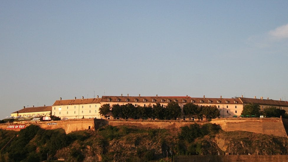 Da li Pravni fakultet u Novom Sadu diskriminiše manjinske studente 2 Novi Sad, 10. jul 2005. godine