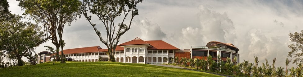 Susret Trampa i Kima biće na ostrvu Sentosa u Singapuru 5 Hotel Kapela i travnjaci