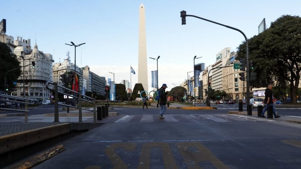 Prazne ulice Buenos Airesa