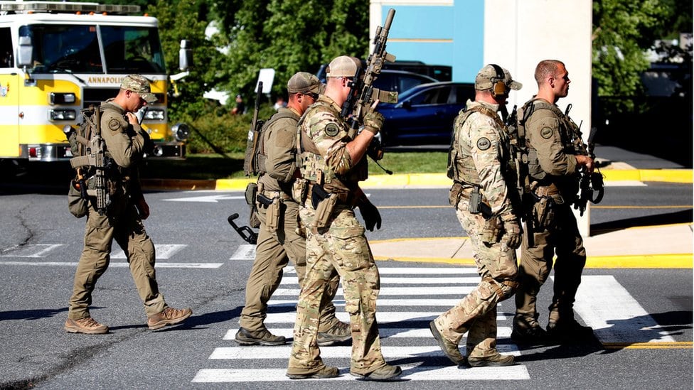 Taktičke policijske snage okupile su se na licu mesta u Anapolisu