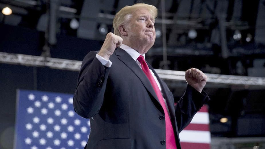 "Mudar čovek gradi mostove, a budala zidove" 1