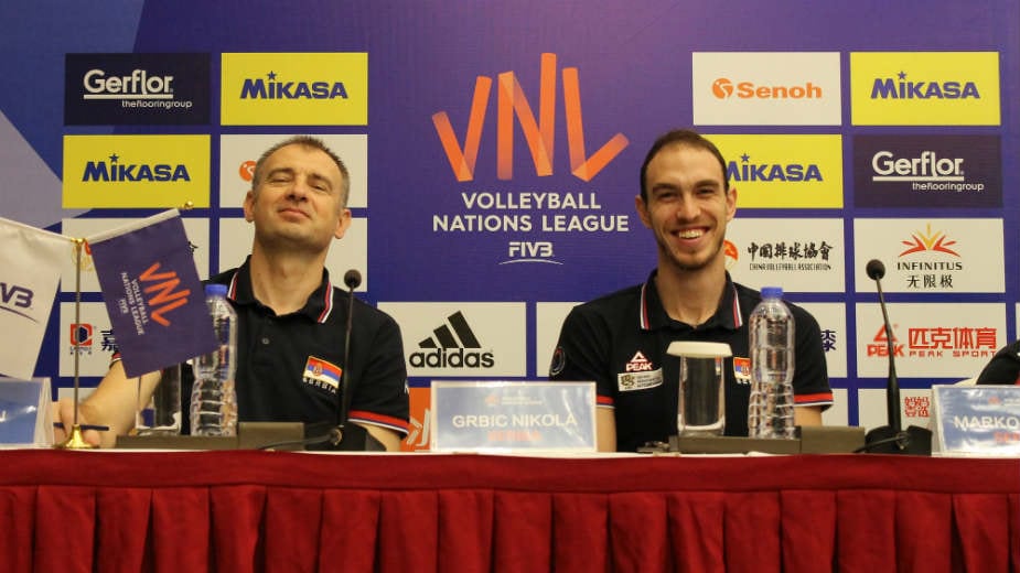 Tri pobede za Fajnal-siks 1