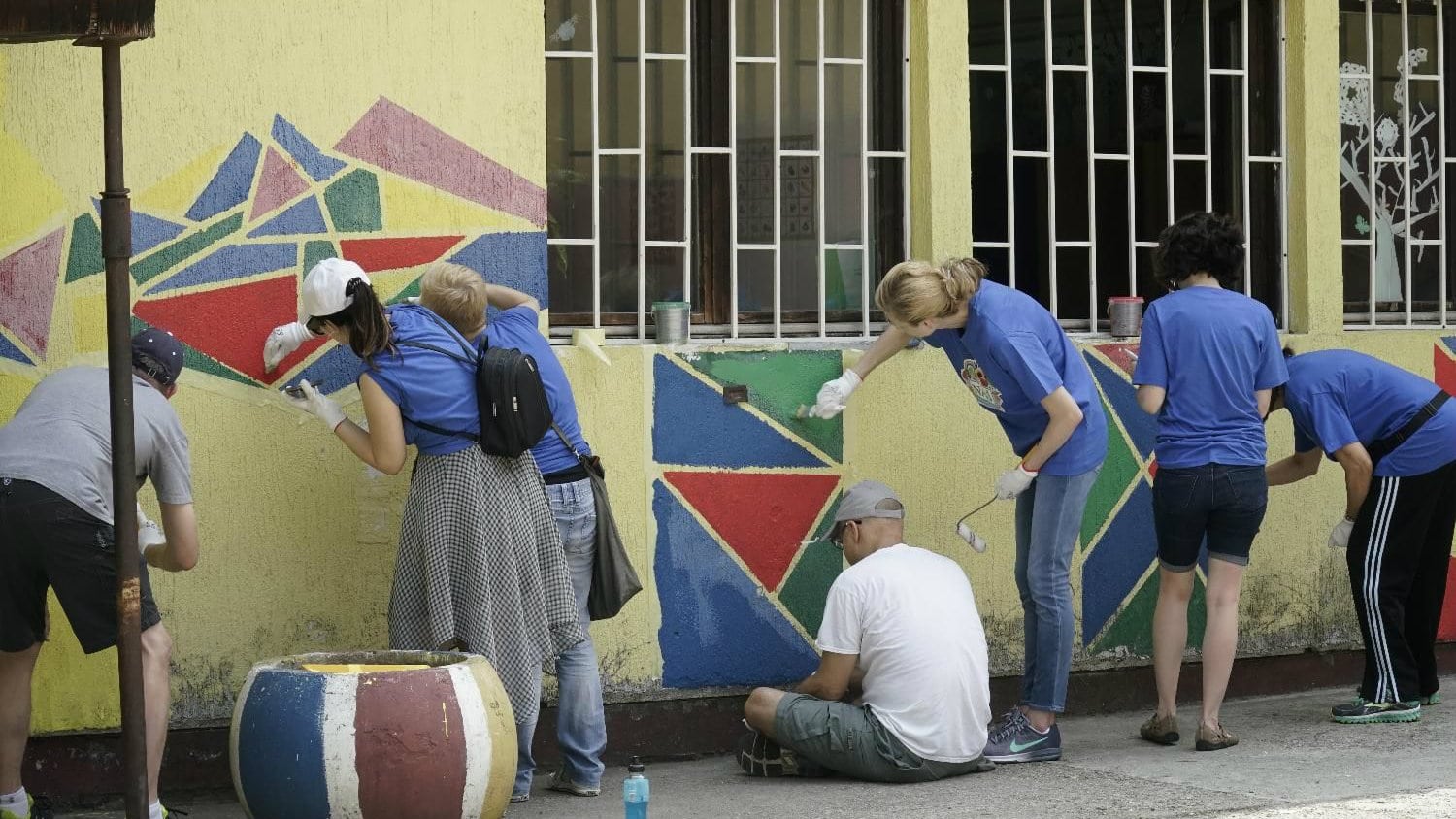 Volonteri iz 11 kompanija uređivali Beograd 1