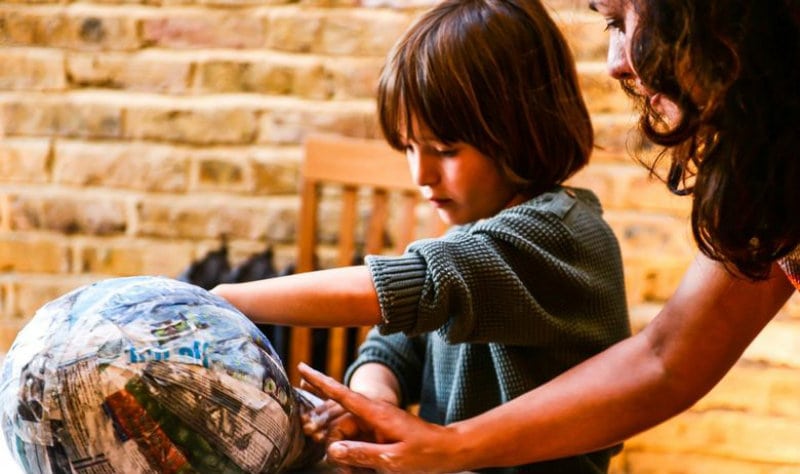 Koliko je roditeljska kontrola povezana sa problemima dece u odrastanju? 1