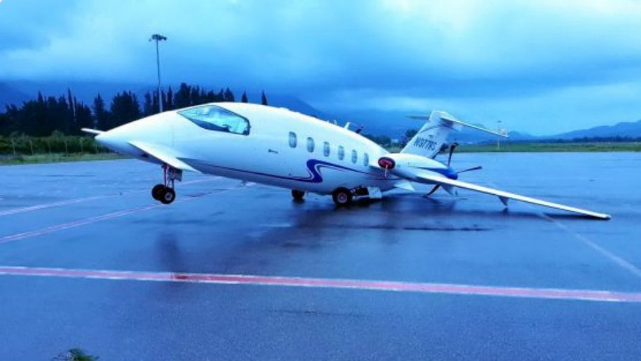 Tivat: Nevreme oštetilo avione 1