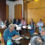 Malinari pisali predsedniku i premijerki, prete protestom 15