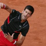 Đoković u polufinalu turnira u Kvinsu 3