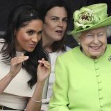 Biserne munđuše za Megan Markl od kraljice Elizabete 8