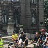 Biciklisti protestnom vožnjom podsetili da država ne sme da preuzme niški aerodrom 5