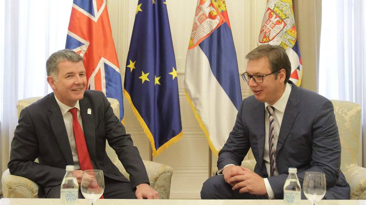 Vučić sa ministrom spoljnih poslova UK o situaciji u regionu 1