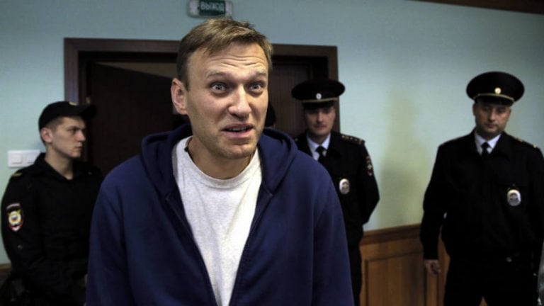 Francuska traži brzo oslobađanje Navaljnog iz zatvora 1