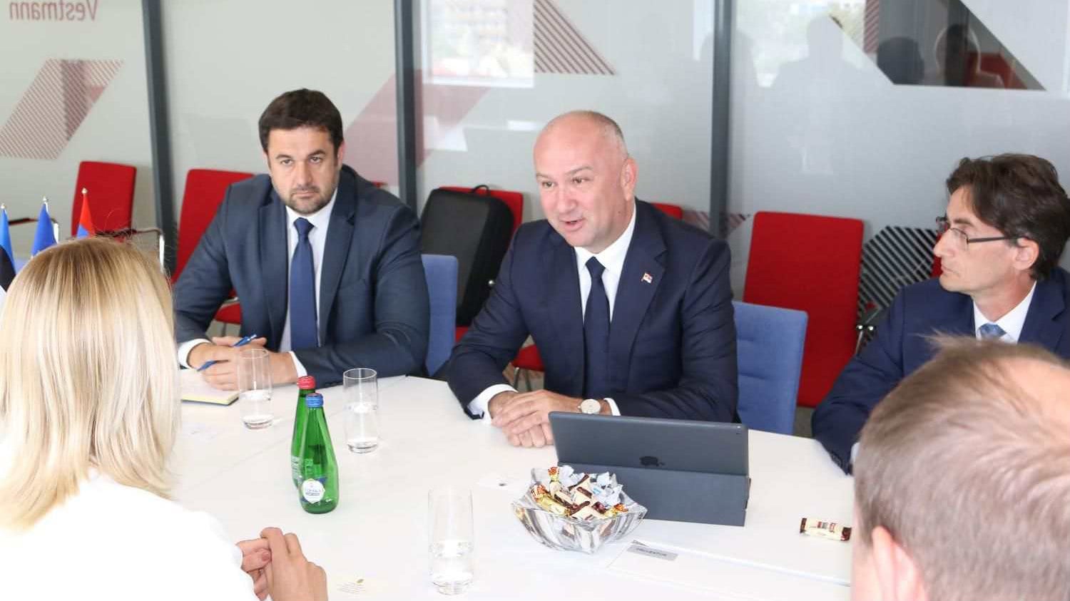 Popović sa estonskom ministarkom za preduzetništvo o digitalizaciji 1