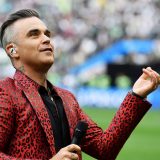 Pevač Robi Vilijams o nastupu tokom Svetskog prvenstva: Bio bih licemeran da bojkotujem Katar 5