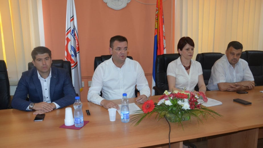 Krov nad glavom dobilo 10 izbegličkih porodica 1