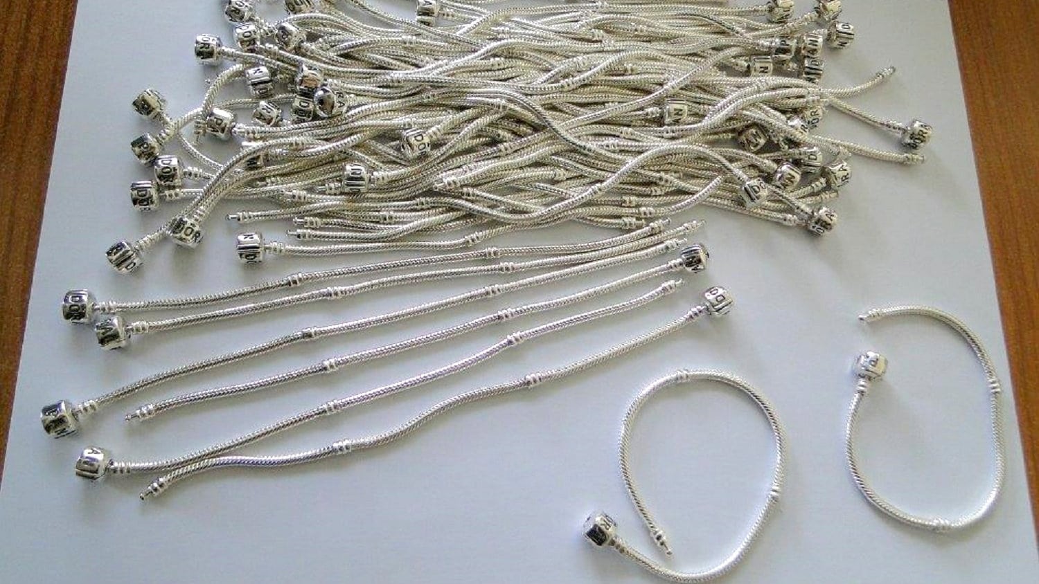 Nakit zaplenjen na Gradini 1