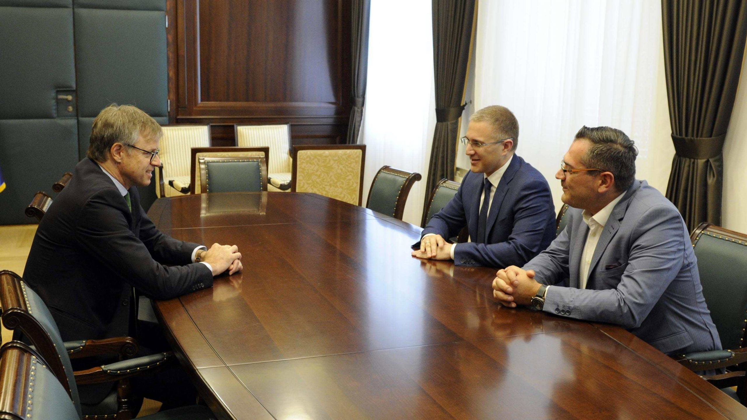 Stefanović sa nemačkim ambasadorom o saradnji dve policije 1