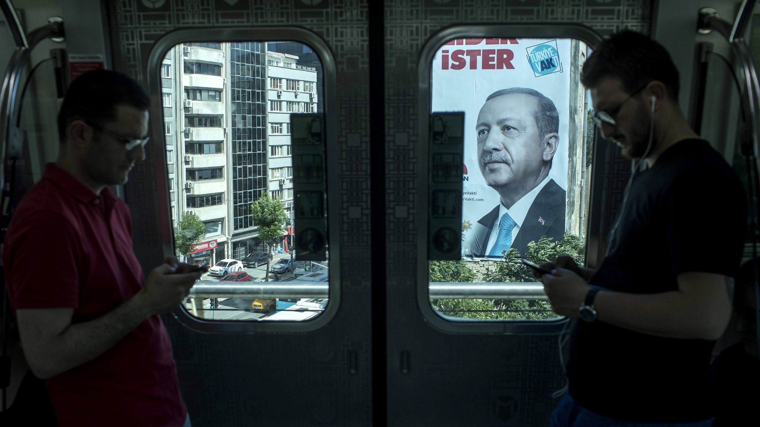 Četvoro ljudi ubijeno u kampanji u Turskoj 1