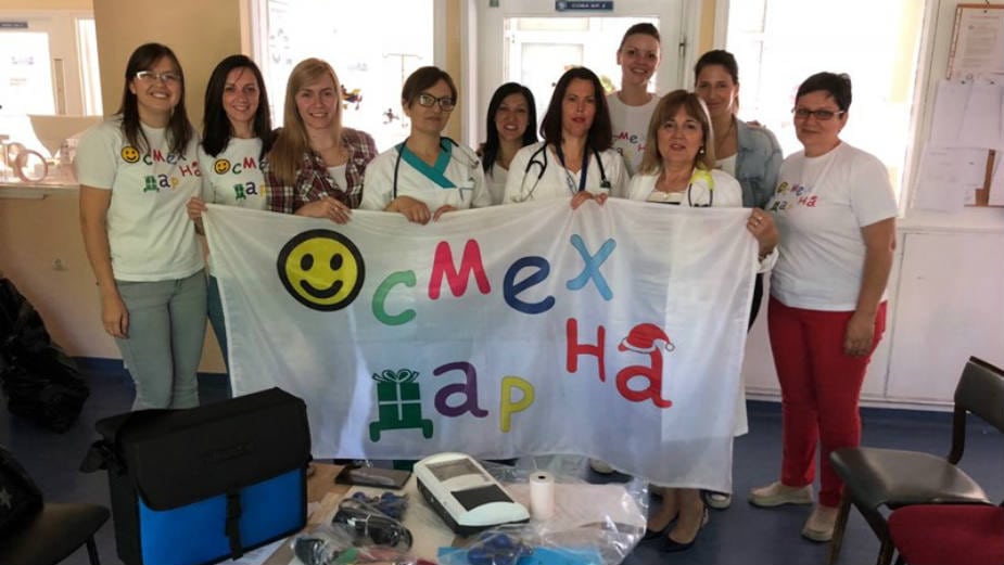 Fondacija Osmeh na dar uručila EKG i KSAFA aparat 1