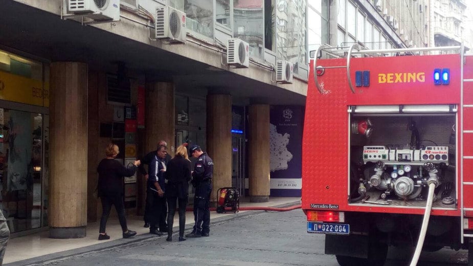 Požar u Knez Mihailovoj ulici 1