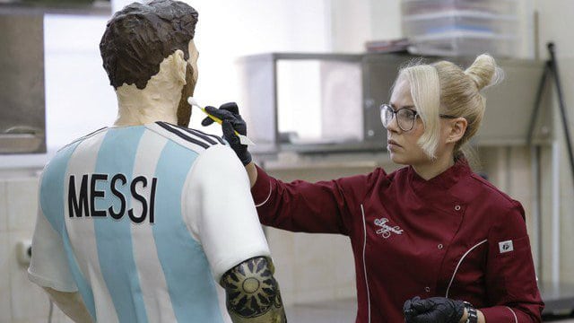 Moskovski poslastičari napravili čokoladnog Mesija za njegov 31. rođendan 2