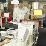 U javnom sektoru 7.429 ljudi manje 7