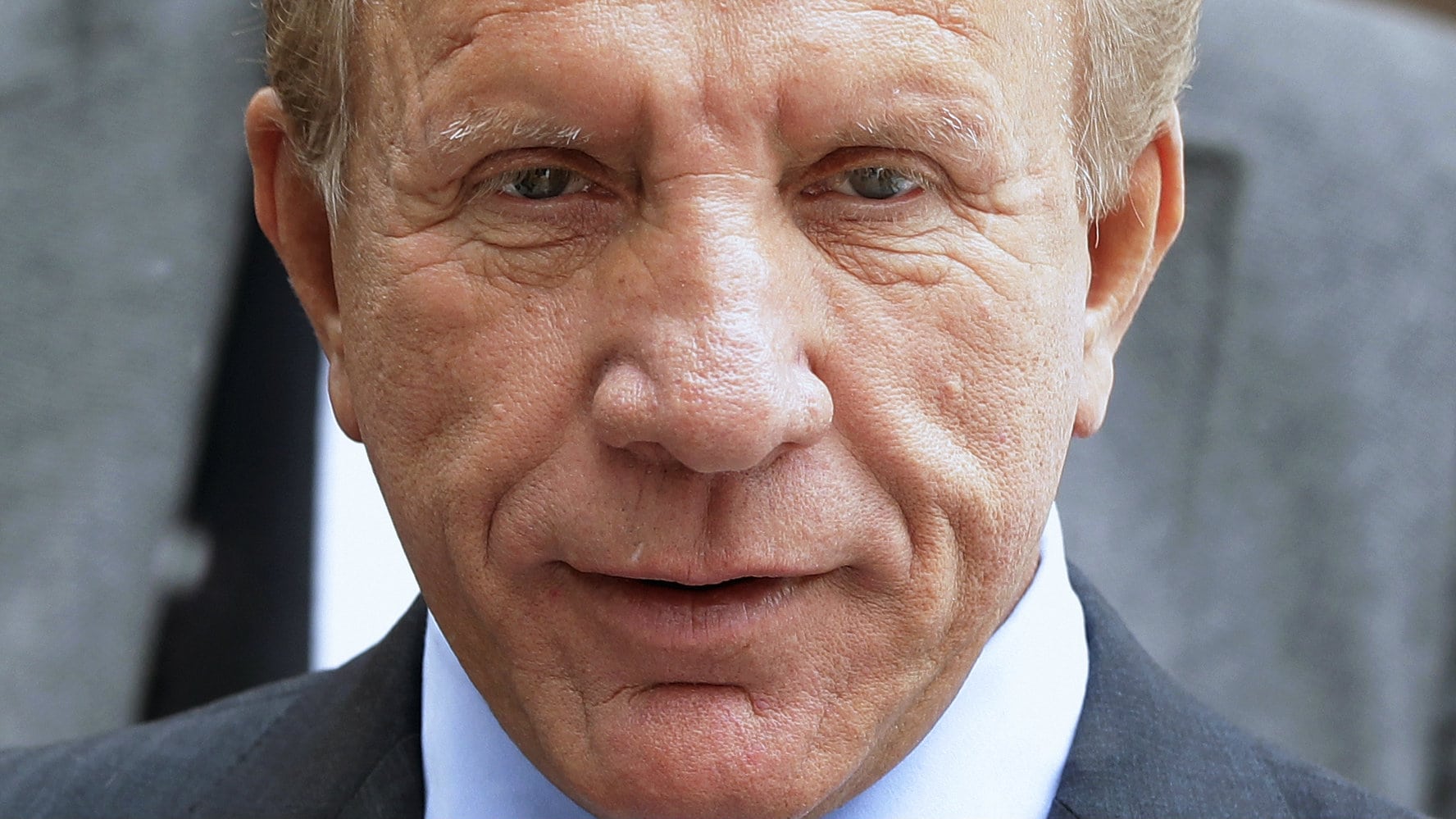 (Ne)zvanični diplomata 1