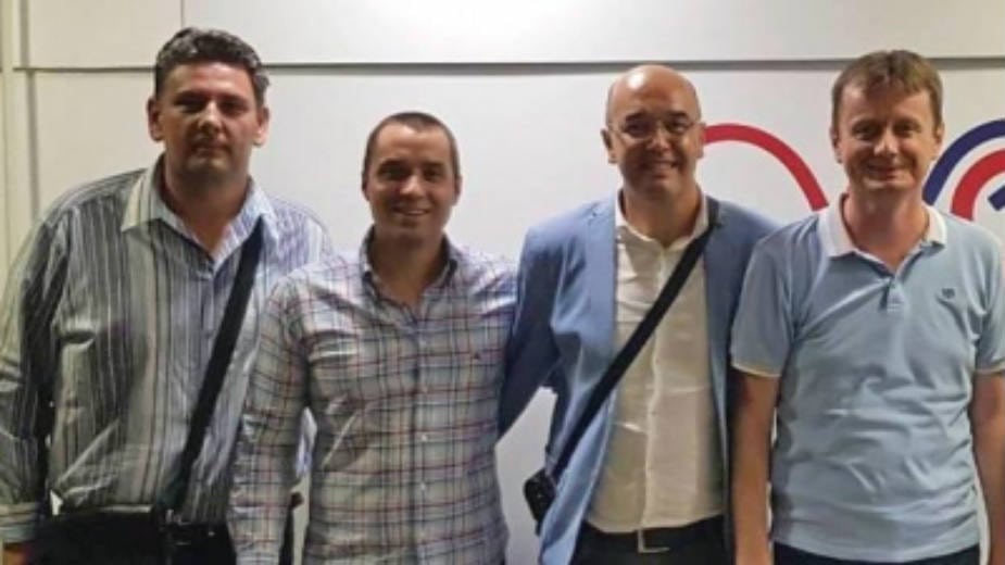 Pomirenje naprednjaka zapečaćeno potpisima 1 Pomirenje naprednjaka zapečaćeno potpisima 1