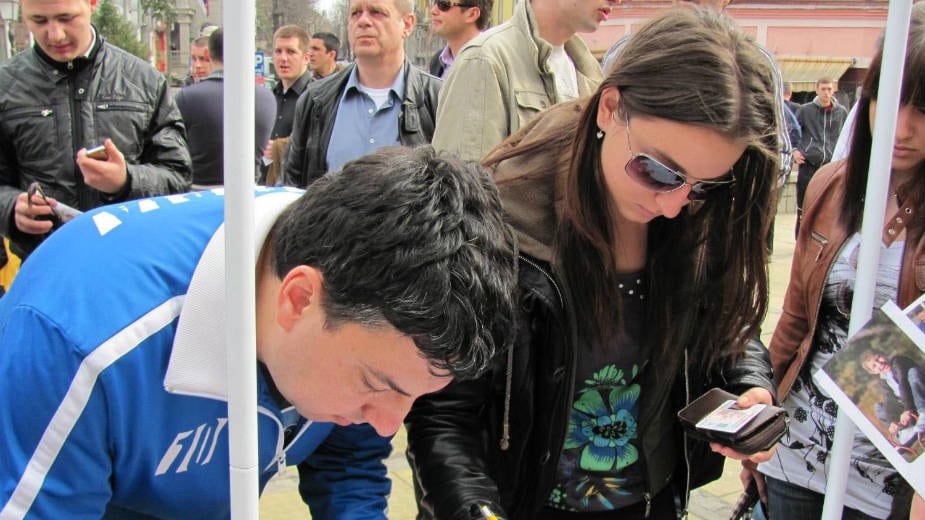 Teško do smene Vučića 1