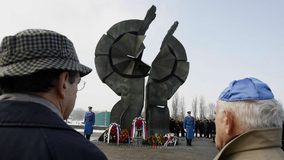 Sve zavisi od političkog interesa 1