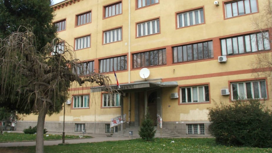 Pacijent za privatnu kliniku u zamenu za desetku? 1 Pacijent za privatnu kliniku u zamenu za desetku? 1