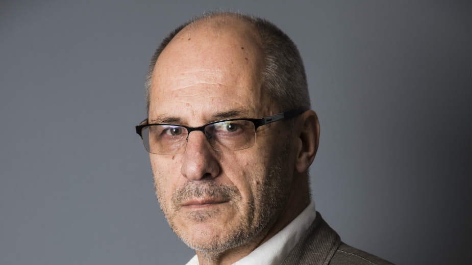 Zapaljivi ministar odbrane 1 Zapaljivi ministar odbrane 1