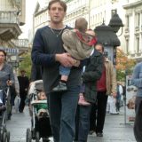 Srbija podeljena oko budućnosti svoje dece 4