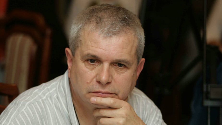 Devedesete pre roka 1