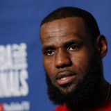 Lebron Džejms: Košarkaški kralj 8