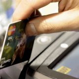 Od 17. decembra manje naknade za kartice 5